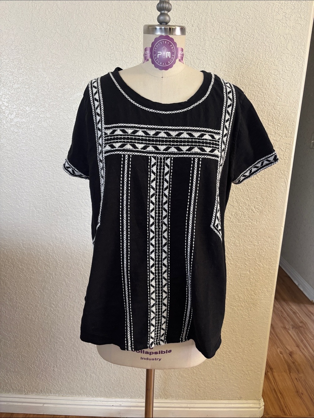Lucky Brand Black Short-Sleeve Tunic with White Geometric Embroidery